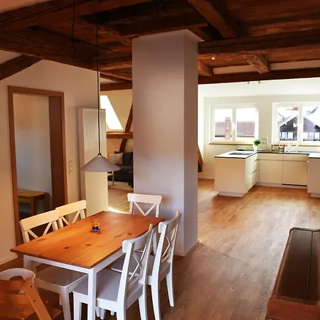 Zur Krone Apartment *